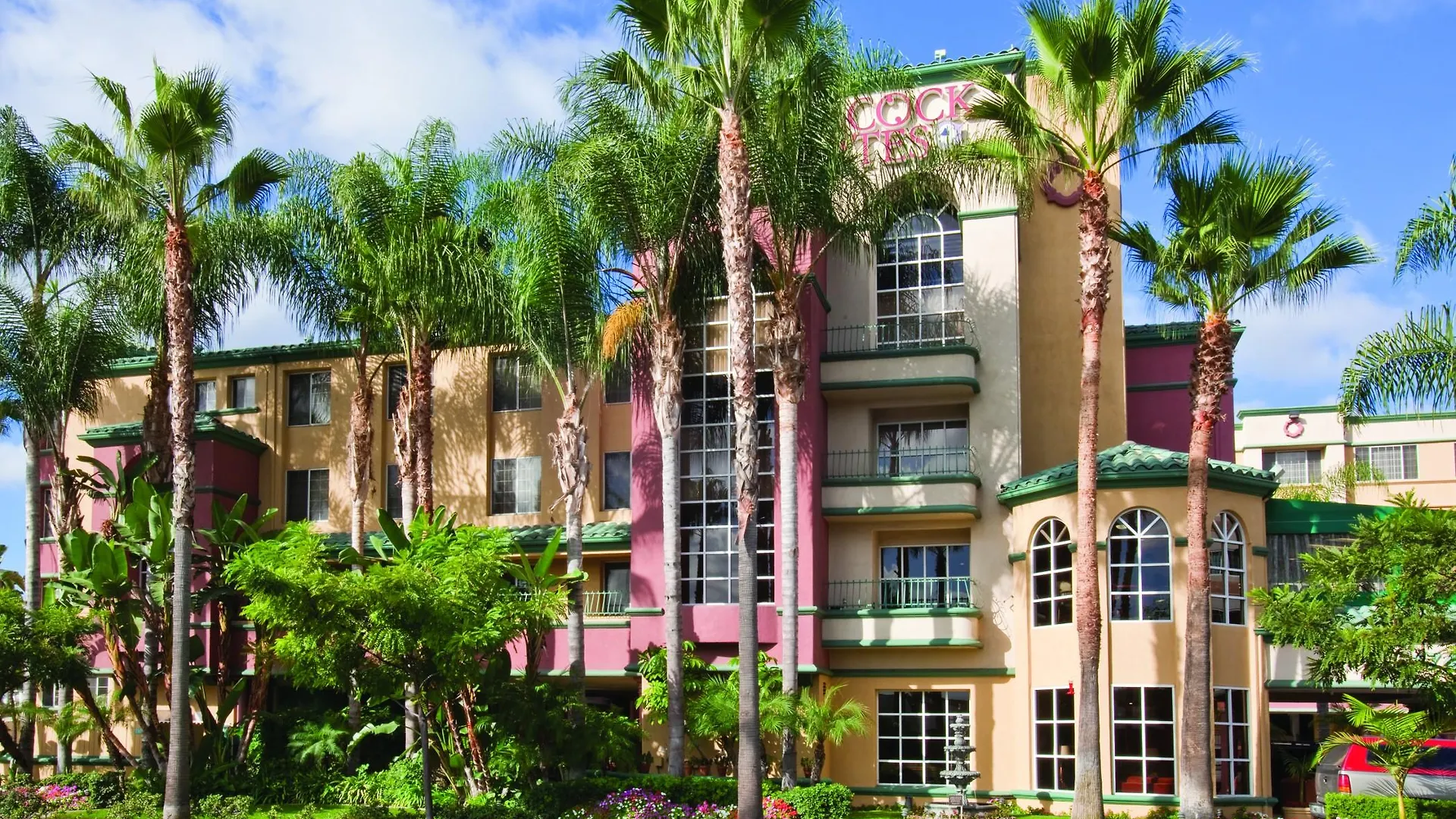 Peacock Suites Anaheim 3*,
