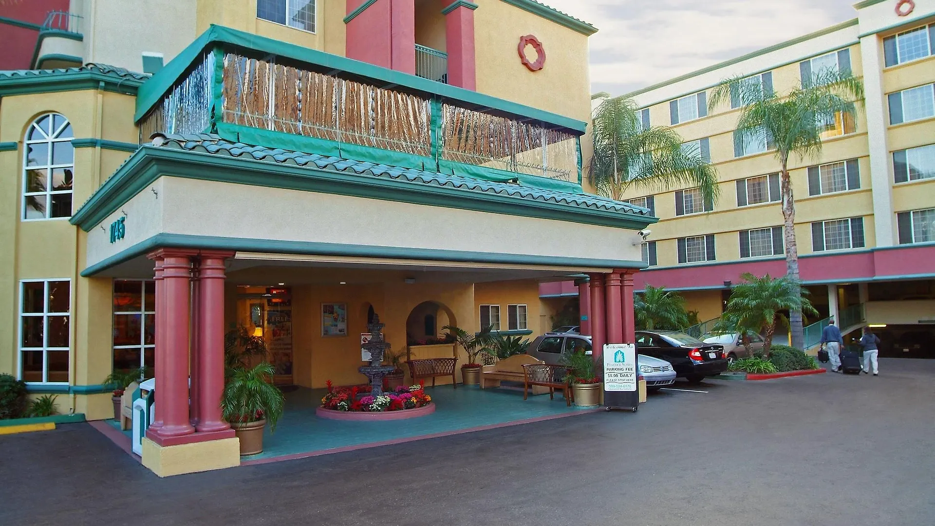 Resort Peacock Suites Anaheim