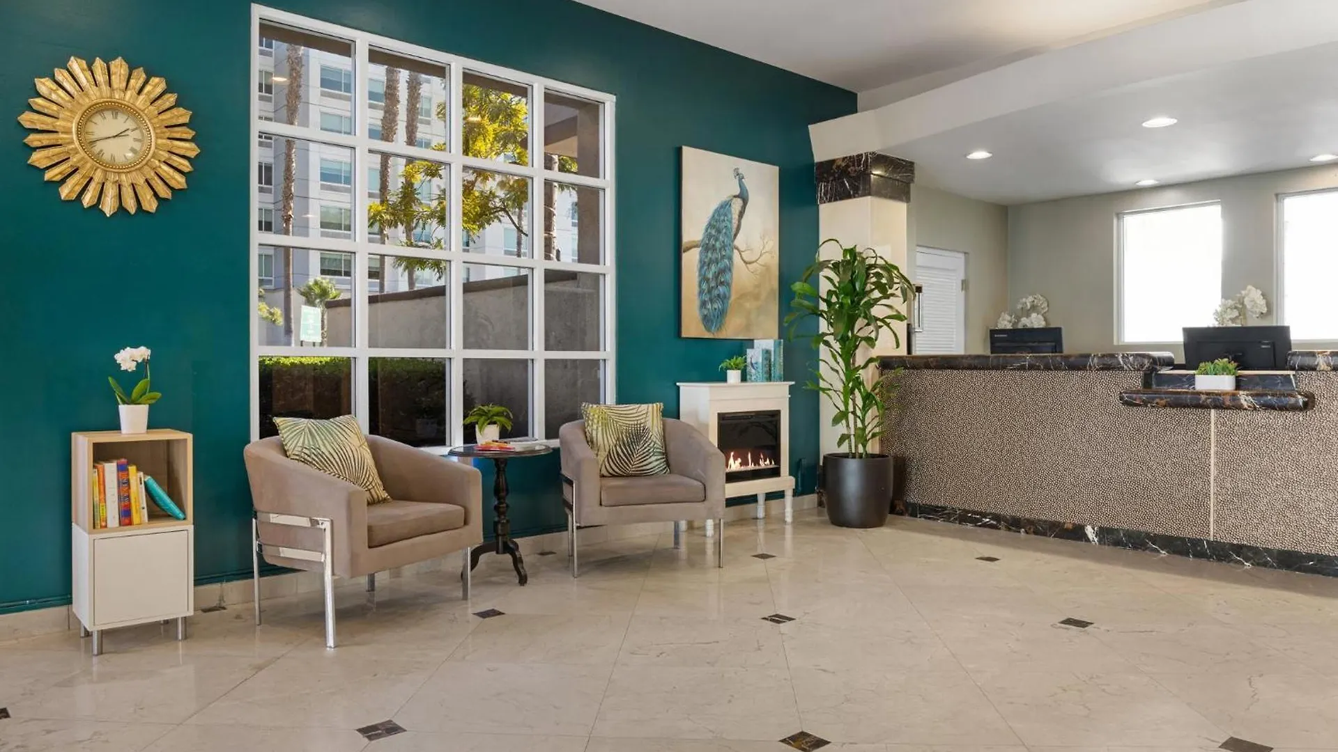 Resort Peacock Suites Anaheim