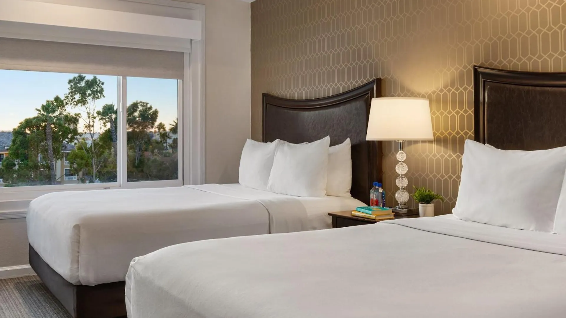 Peacock Suites Anaheim Estados Unidos