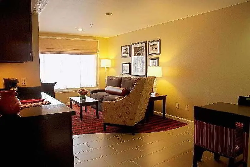 Peacock Suites Anaheim 3*,